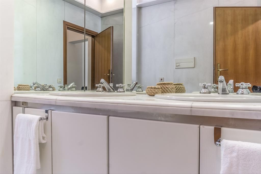 Palazzo Borghese Lovely Flat Roma Exterior foto